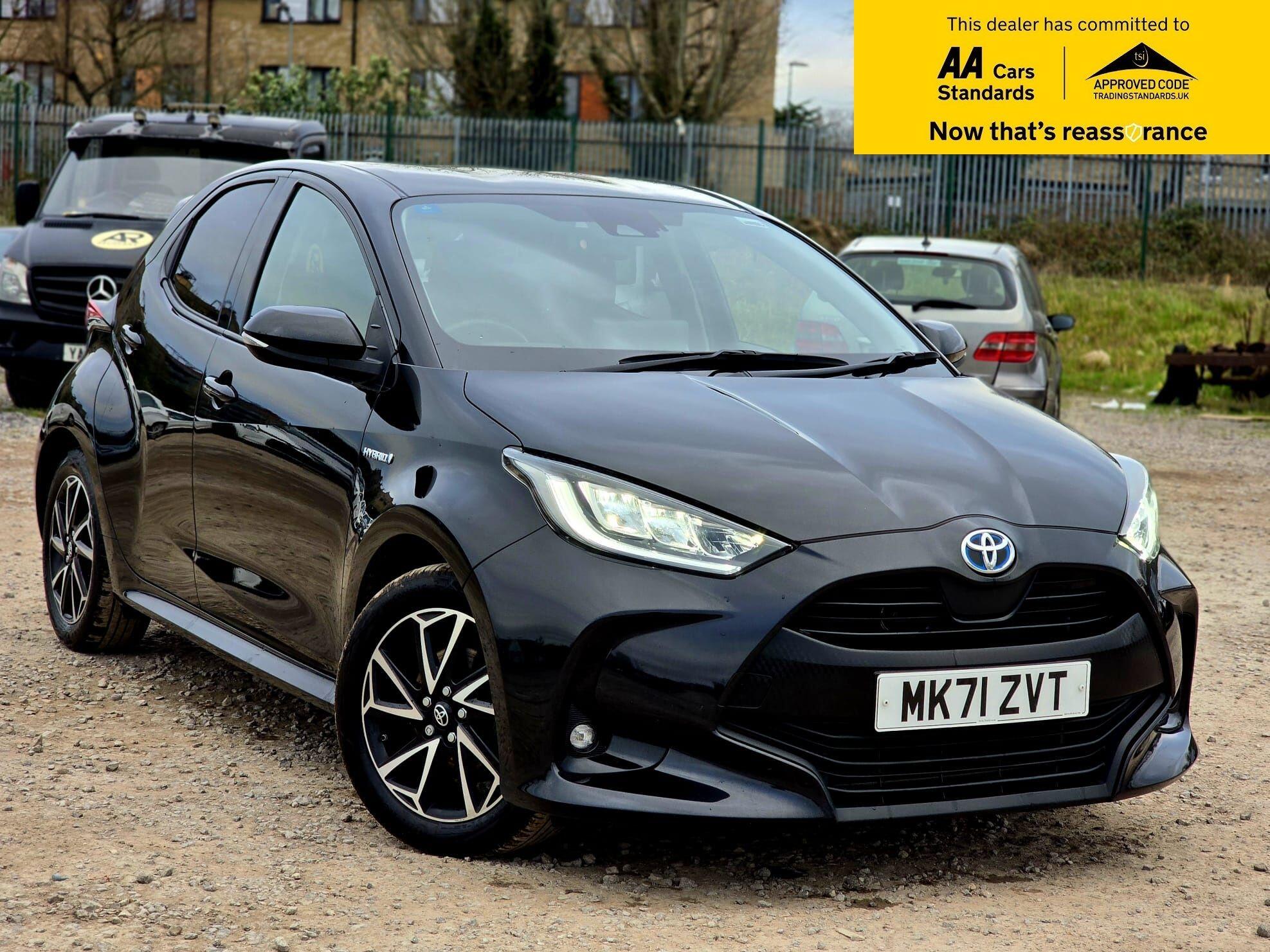 1.5 VVT-h Design Hatchback 5dr Petrol Hybrid E-CVT Euro 6 (s/s) (116 ps)